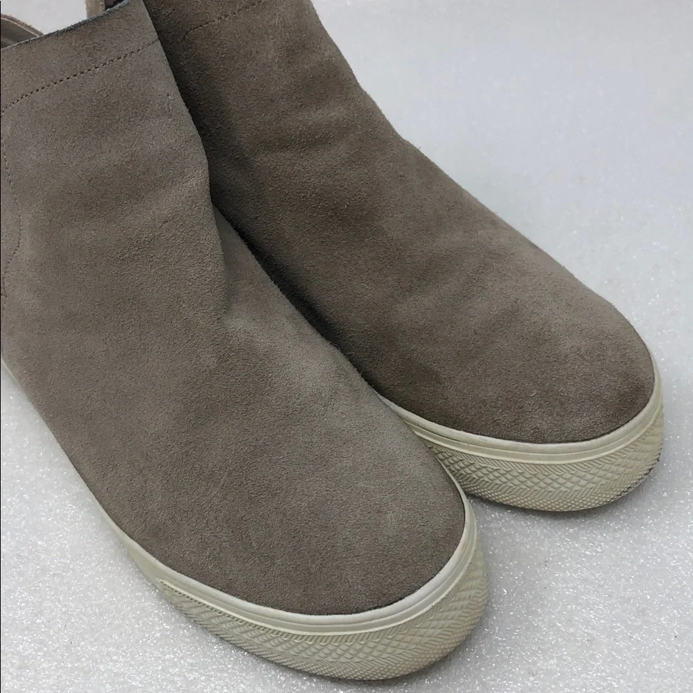 Steve Madden Wrangle Booties Suede Leather Gray Slip On Girls Size 7